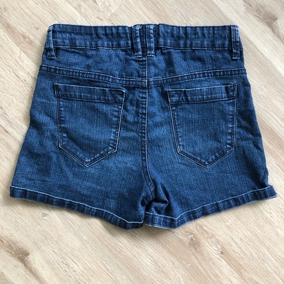 UK2LA mid rise shorts - Picture 3 of 3